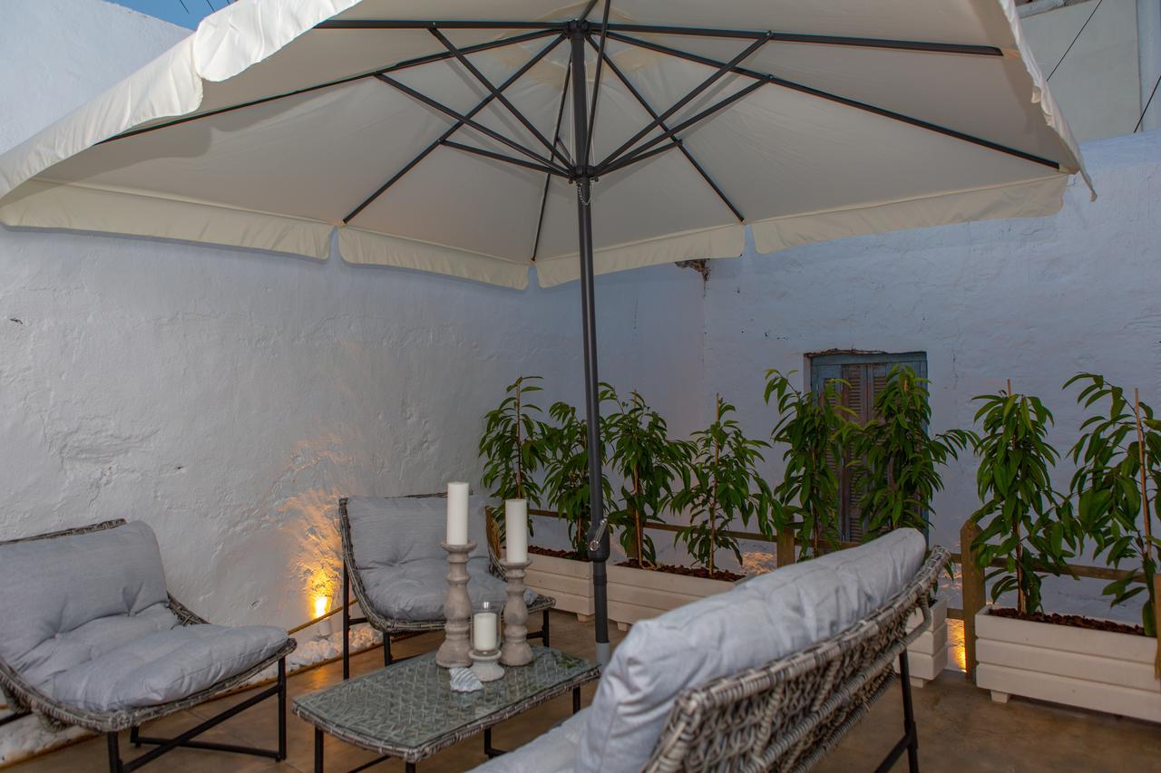 Naxos Riviera Suites Naxos City Extérieur photo