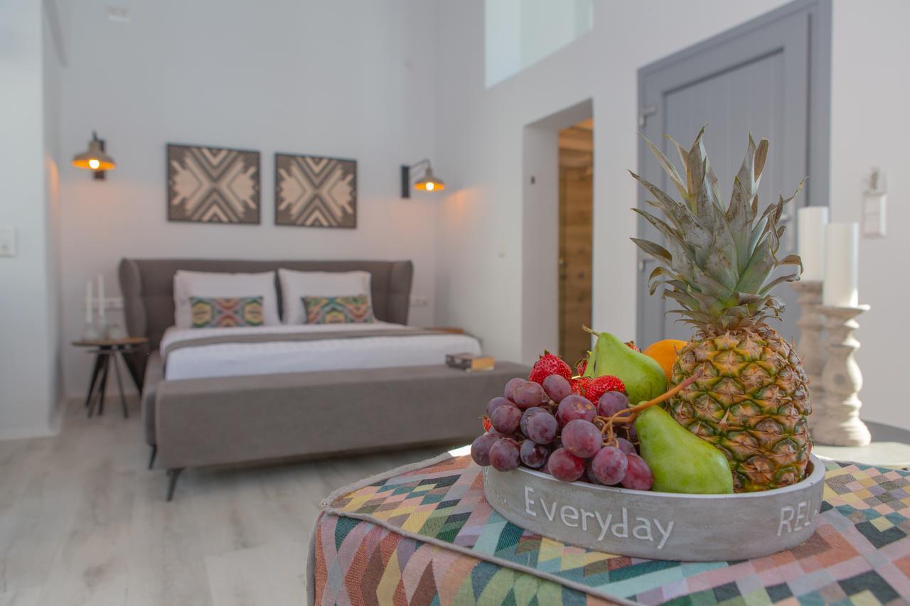 Naxos Riviera Suites Naxos City Extérieur photo