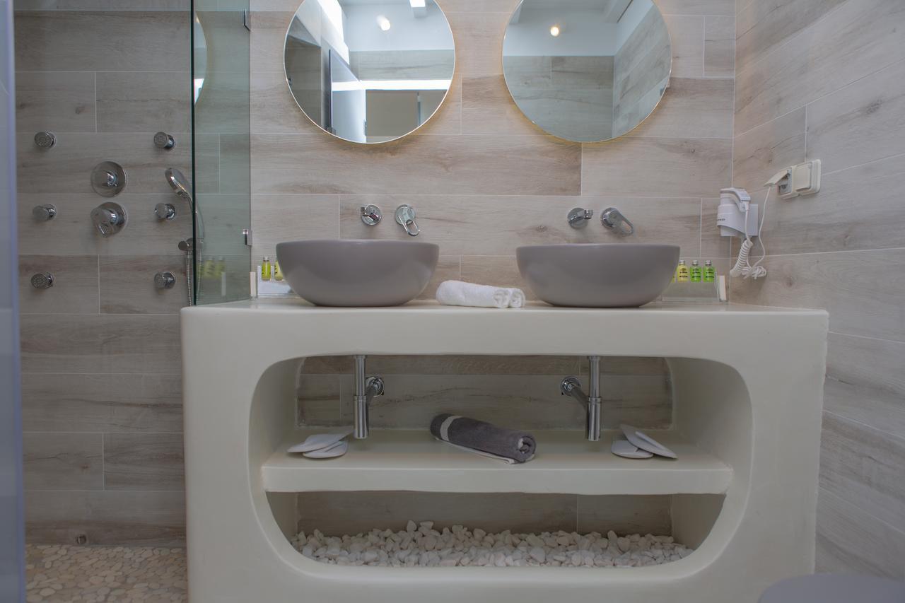 Naxos Riviera Suites Naxos City Extérieur photo