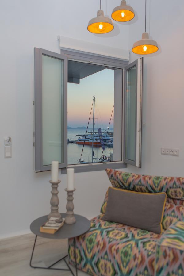 Naxos Riviera Suites Naxos City Extérieur photo