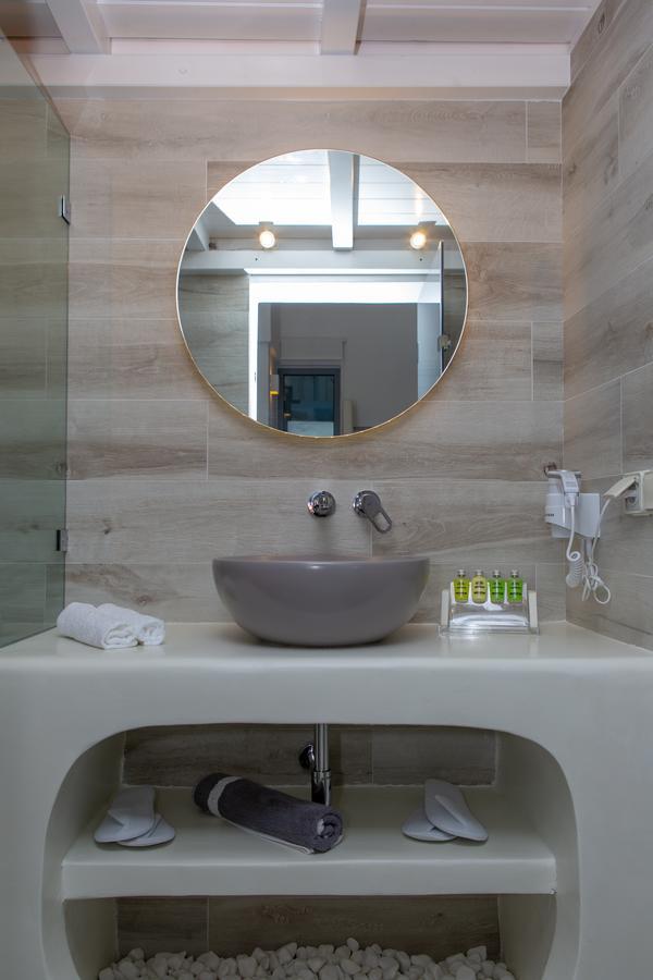 Naxos Riviera Suites Naxos City Extérieur photo