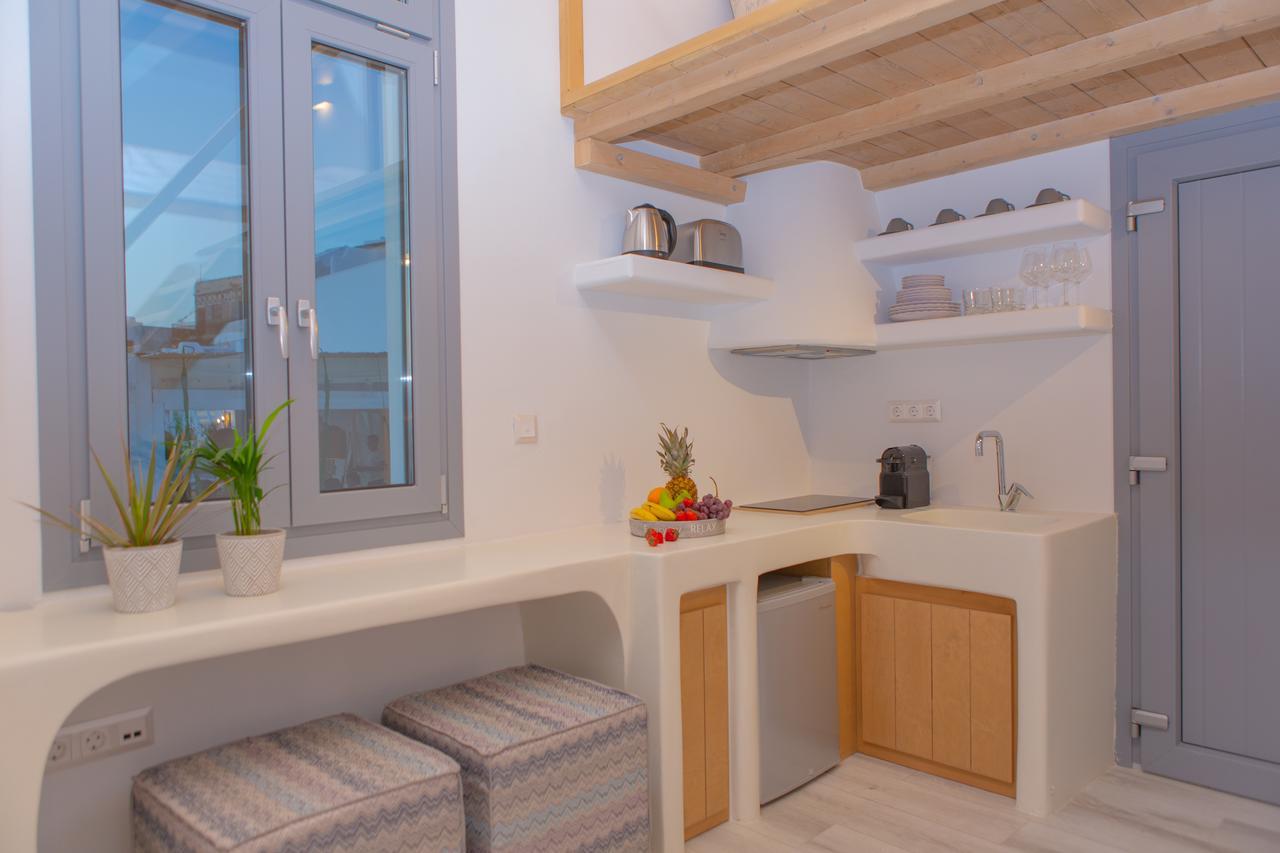 Naxos Riviera Suites Naxos City Extérieur photo
