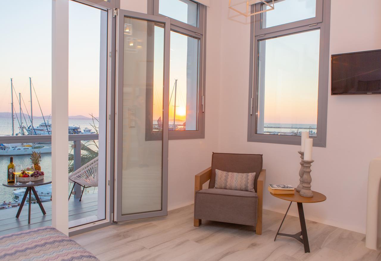 Naxos Riviera Suites Naxos City Extérieur photo